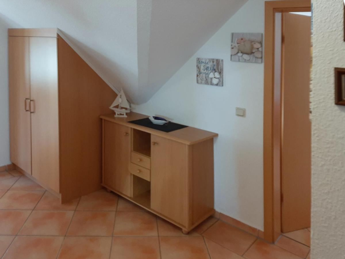 Traumblick Und Komfort - Lichtdurchflutete 85 Qm Wohnung Nahe Suedstrand Goehren Inklusive Schwimmbad Und Sauna Im Ahoi Sellin 外观 照片